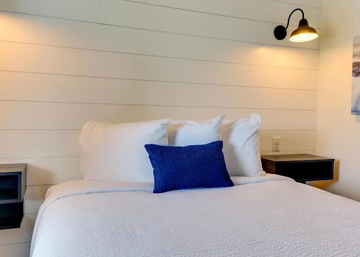 The Shorehouse